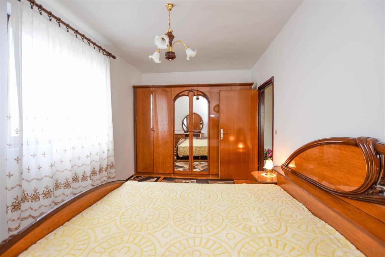 Apartments Rajko 파그 외부 사진